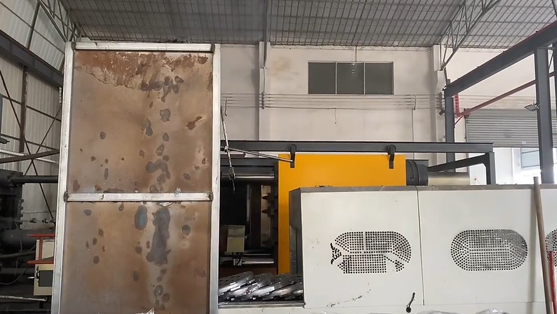 Foshan Woderful furniture Co., Ltd. ligne de production du fabricant